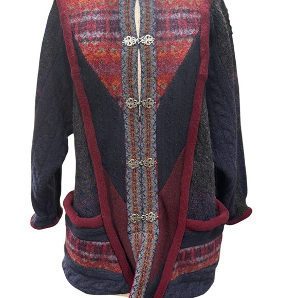 Vintage Handmade Wool Overcoat with Appliqué – Boho Southwestern Style - Picture 3 of 6